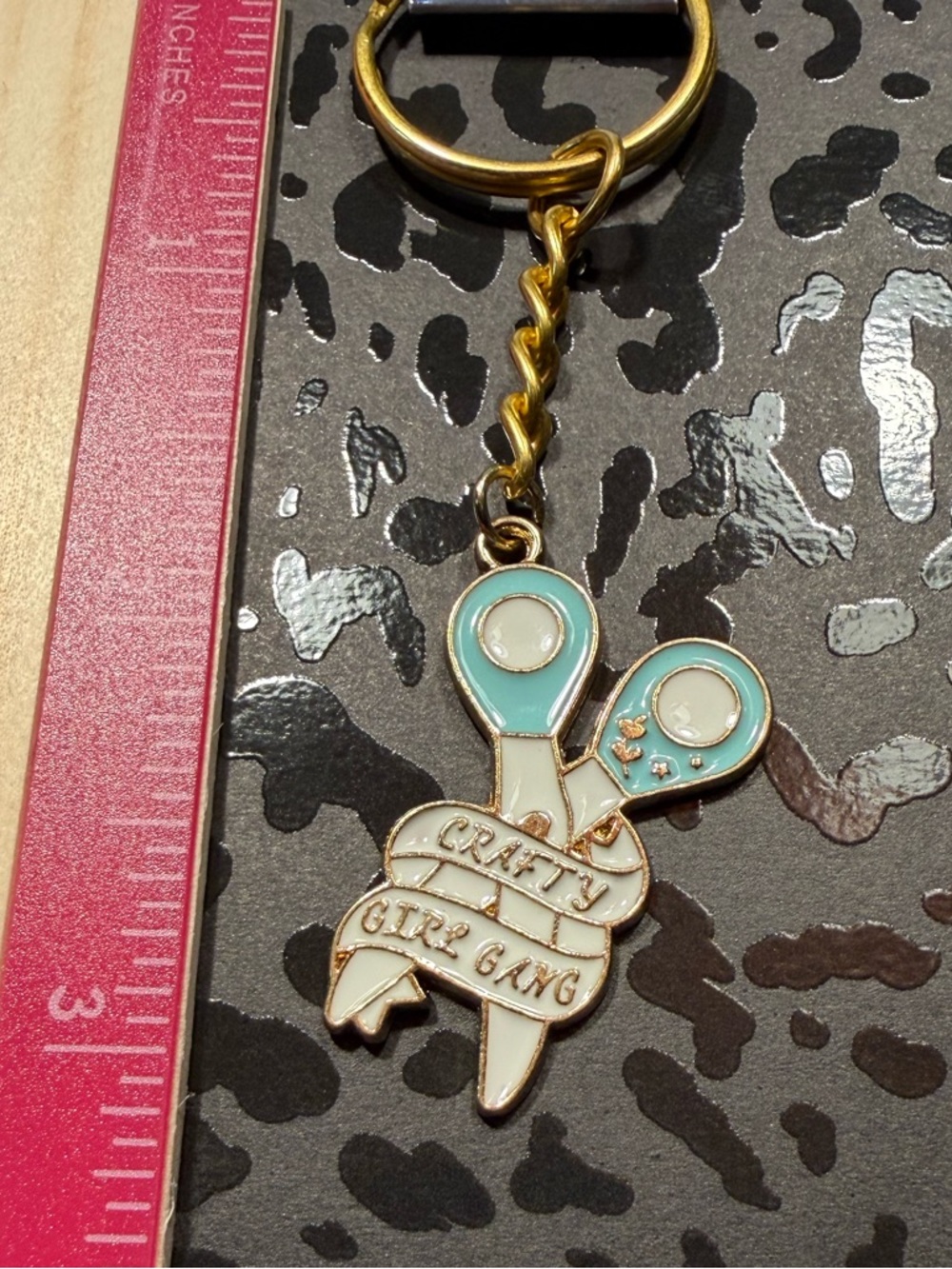 Handmade Crafty Girl Gang Scissors Keychain Cute Sewing Crafter Gift Bag Charm - Picture 2 of 2